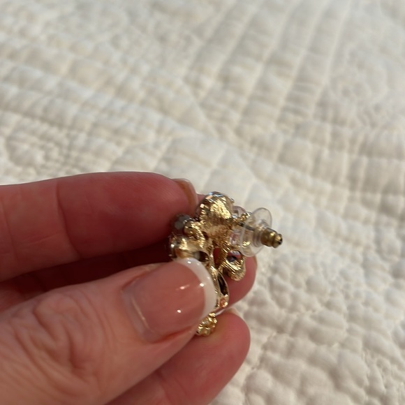 Fun sparkly earrings and ring set - Picture 3 of 4